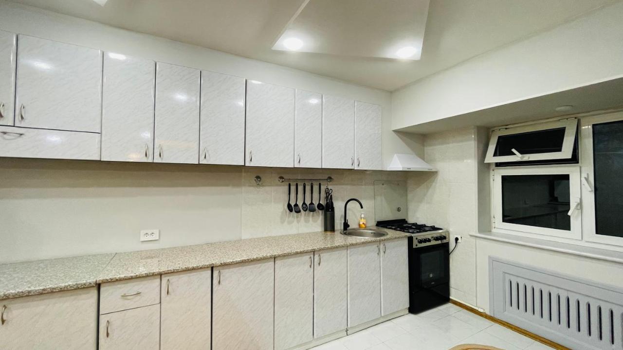 3-Bedroom Apartment On Ohunboboev Tachkent Extérieur photo
